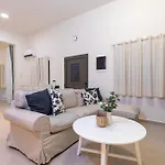 Basilio Villa *