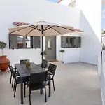 Basilio Villa *
